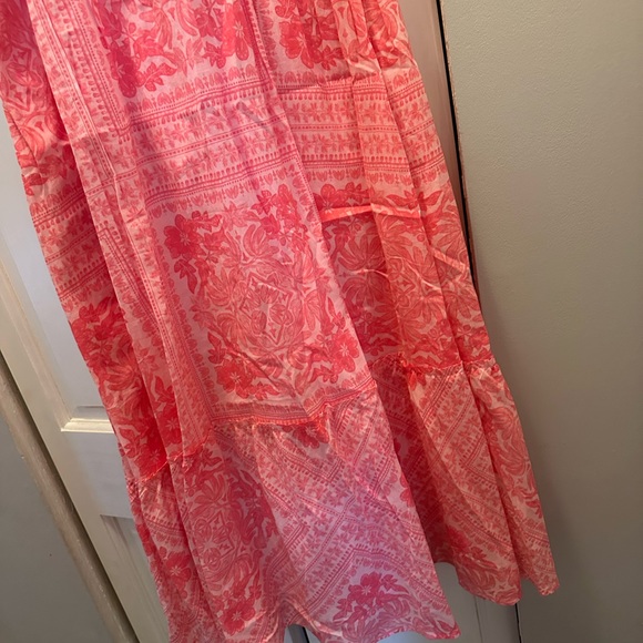 NWT VINEYARD VINES SMOCKED RUFFLE DRESS SIZE M CORA TILE MEDIUM - Picture 3 of 11